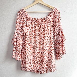 Peach Love Pink Leopard Off The Shoulder Blouse Women’s a size Medium